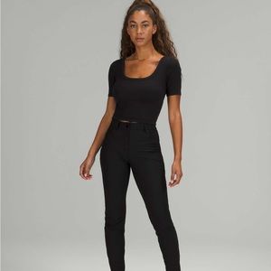 NWT Lululemon Ribbed Held Tight Tee Black size 8